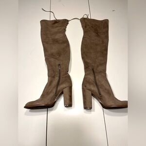 Vince Camuto size 10 knee high tall zip boots man made suede